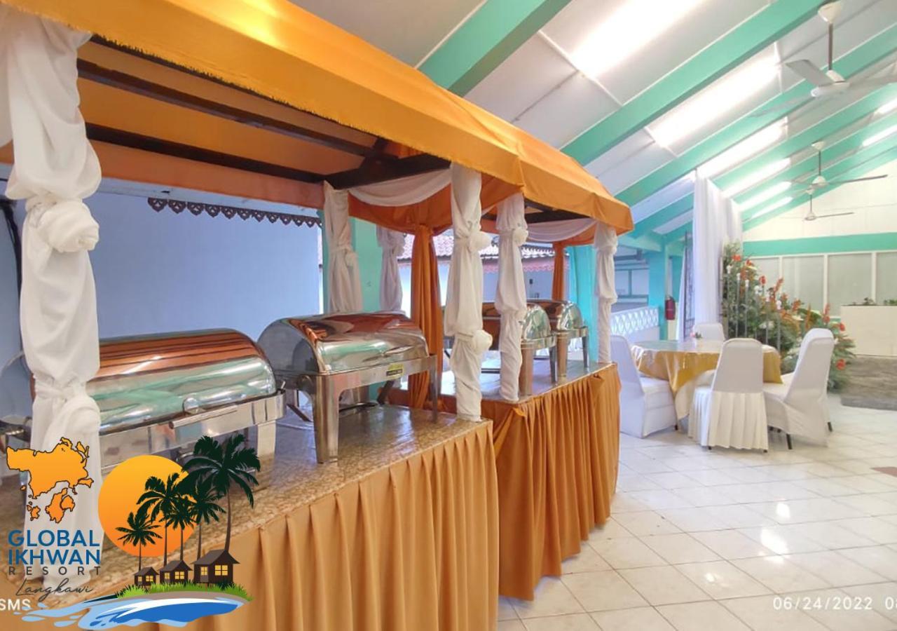Global Ikhwan Resort Kuah Exterior foto